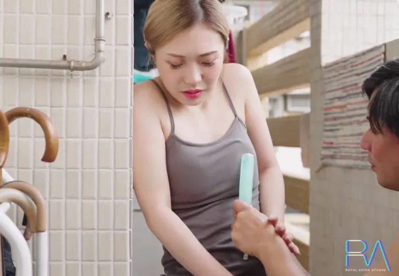 Thánh nữ Vanky một thời làm biết bao con chim gục ngã